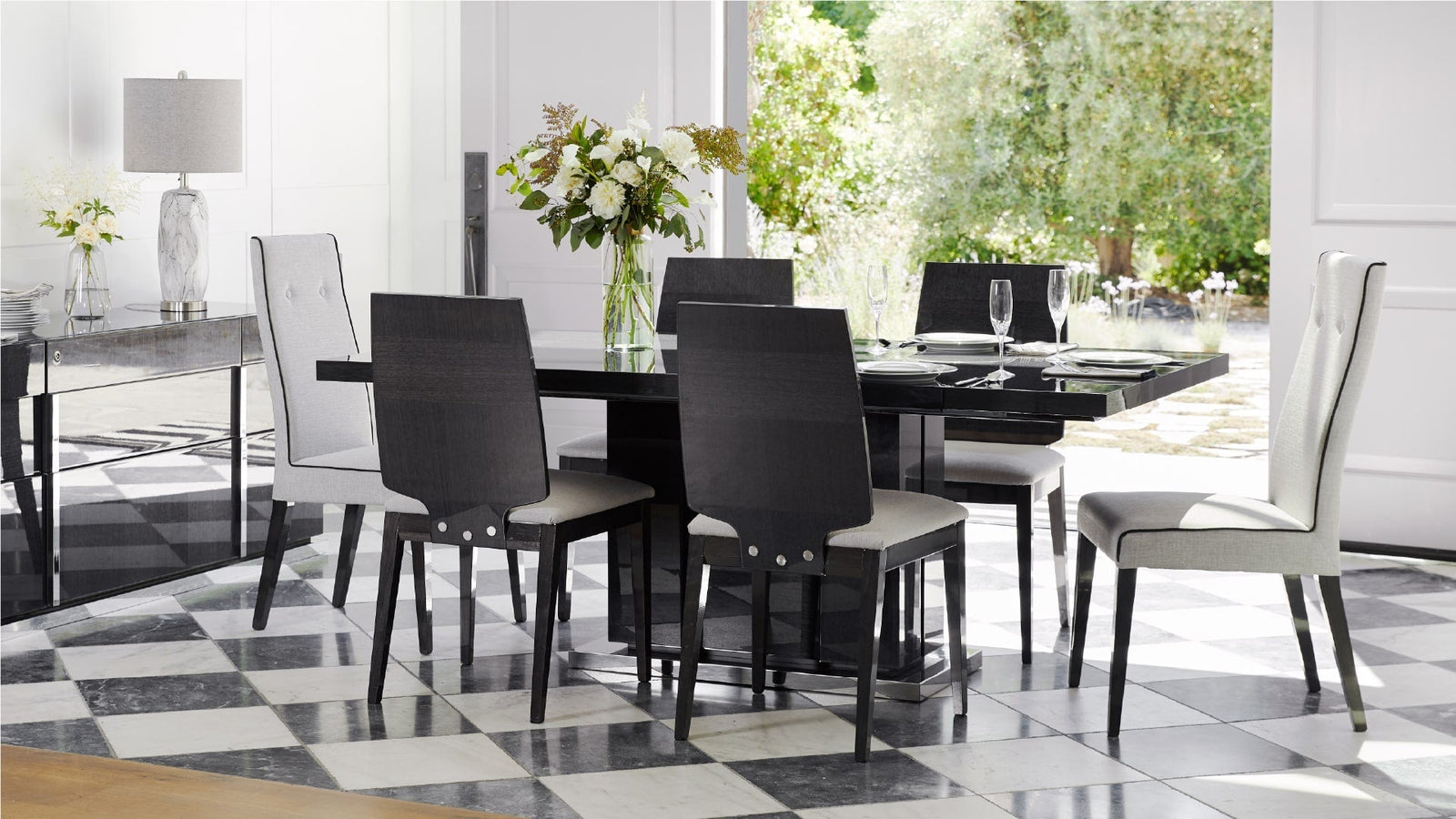 Contemporary Dining Rooms