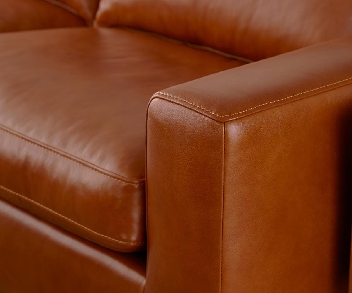 Heather Brown フレーム付き Braxten Leather Left Chaise Sectional - Dania Furniture
